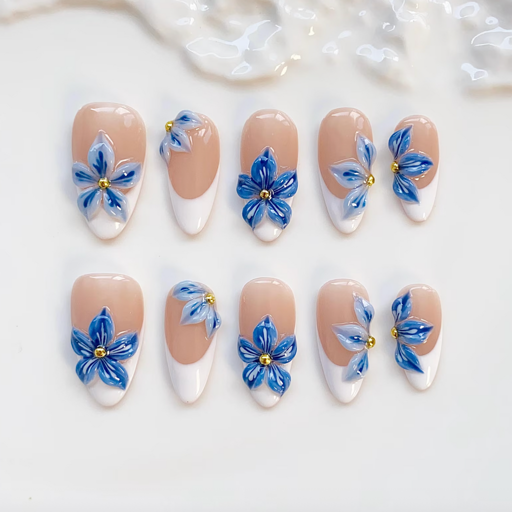BLUE PORCELAIN BLOOM